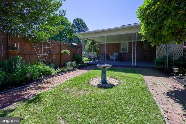 2127 JEFFERSON RD, Spring Grove, PA 17362