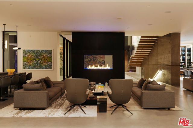 1140 Summit Drive, Beverly Hills, CA 90210
