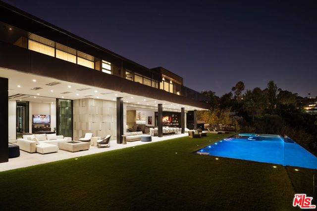 1140 Summit Drive, Beverly Hills, CA 90210