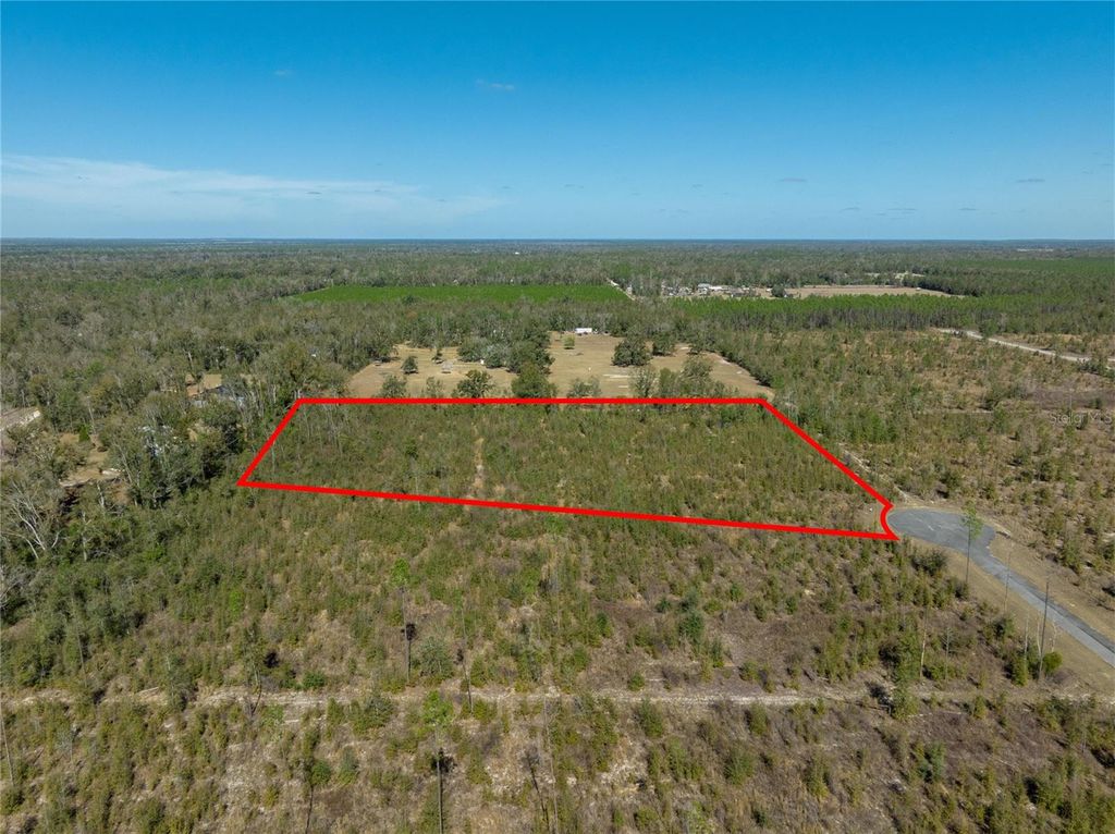 Image 2 of property listing at 213TH COURT, Live Oak, FL 32060