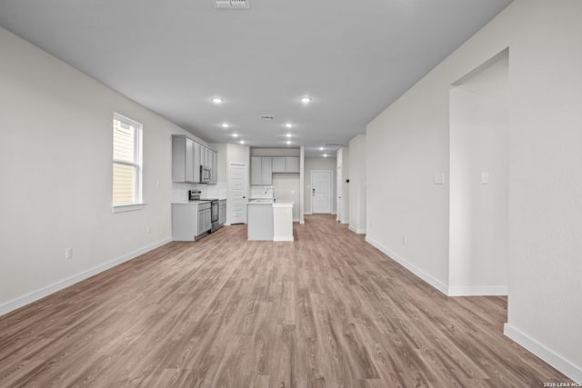 8416 Rocket View, San Antonio, TX 78263