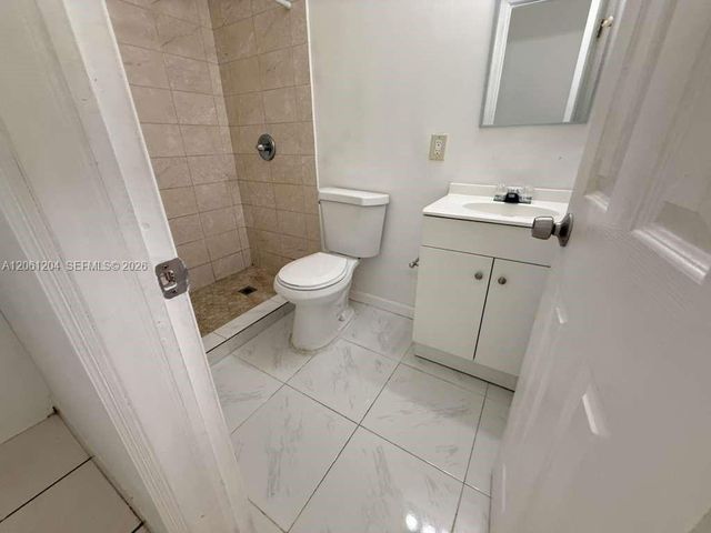 526 SW 64th Ave 2, Miami, FL 33144