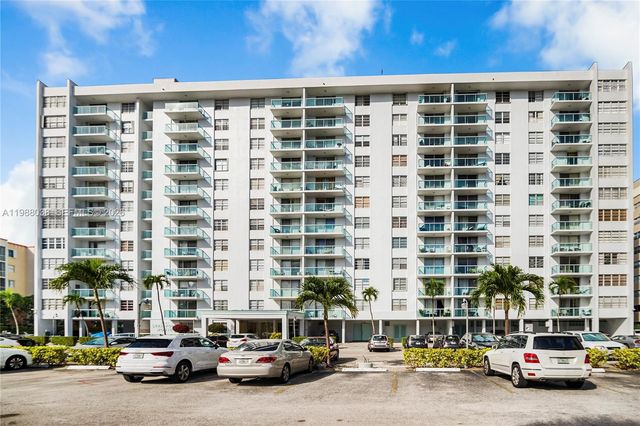 2841 NE 163rd St 1007, North Miami Beach, FL 33160