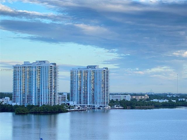 2841 NE 163rd St 1007, North Miami Beach, FL 33160