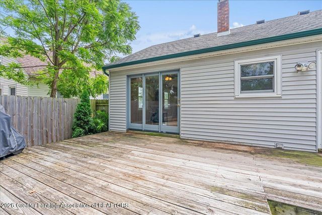 1206 Loraine Avenue, Lansing, MI 48910