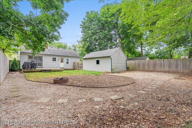 1206 Loraine Avenue, Lansing, MI 48910