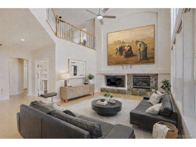 9041 Kittiwake St, Littleton, CO 80126