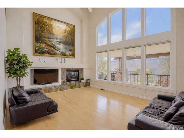 9041 Kittiwake St, Littleton, CO 80126