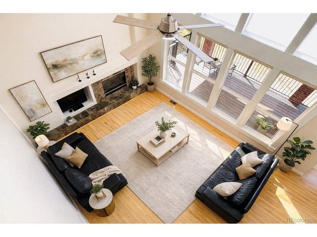 9041 Kittiwake St, Littleton, CO 80126