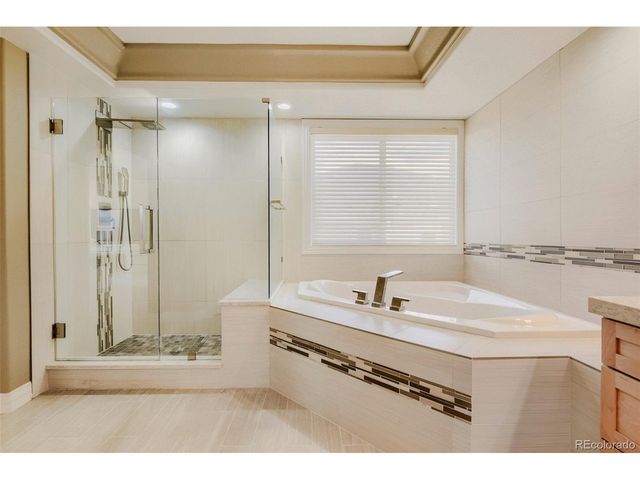 9041 Kittiwake St, Littleton, CO 80126