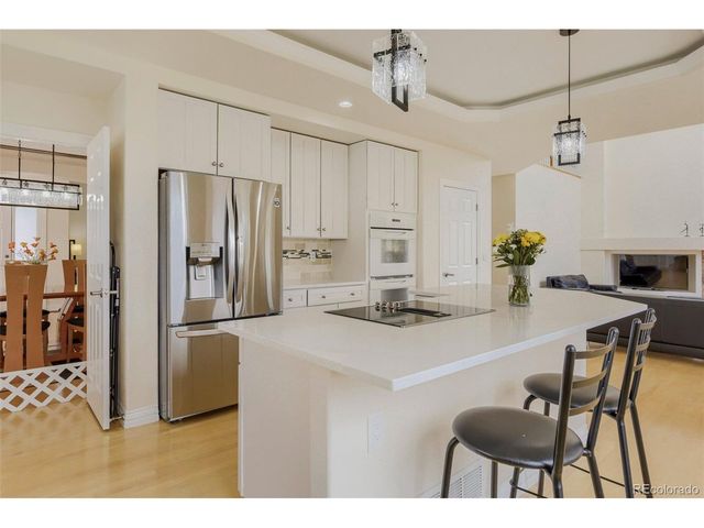 9041 Kittiwake St, Littleton, CO 80126