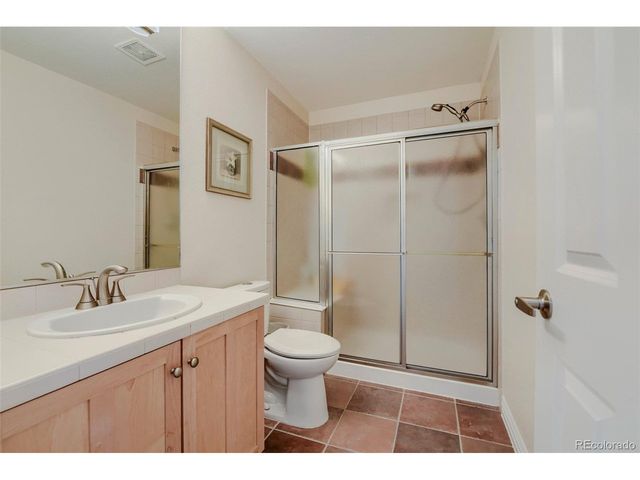 9041 Kittiwake St, Littleton, CO 80126
