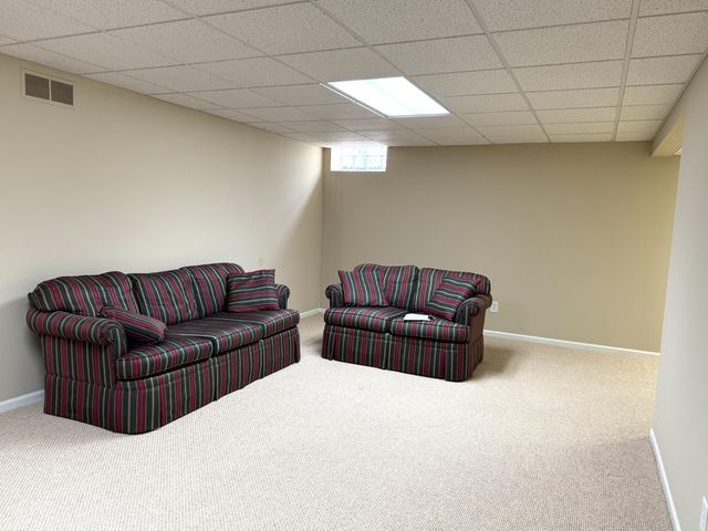33377 Norfolk Street 3, Livonia City, MI 48152