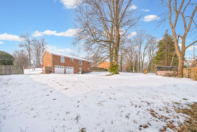 617 Linda Ln, Clarksville, TN 37042