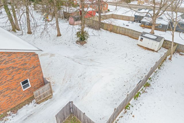 617 Linda Ln, Clarksville, TN 37042