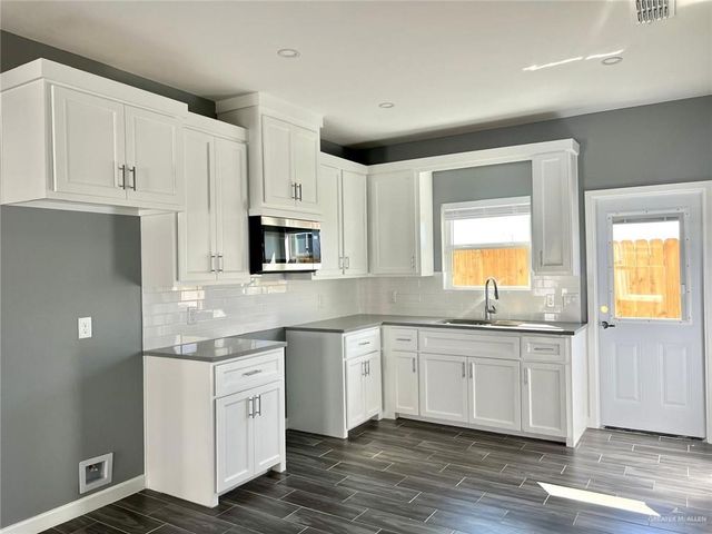 100 Lauryn Drive, San Juan, TX 78589