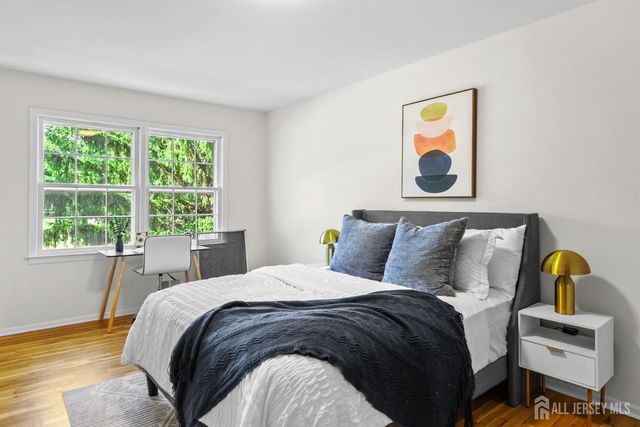 17 Meredith Road, Edison, NJ 08817