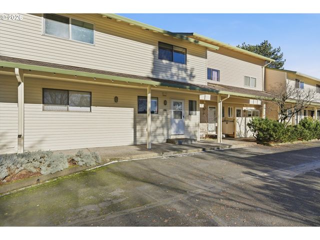 627 N HAYDEN BAY Dr, Portland, OR 97217