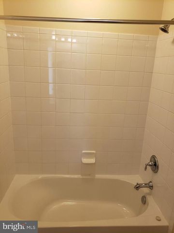 622 WYE OAK DR, Fruitland, MD 21826