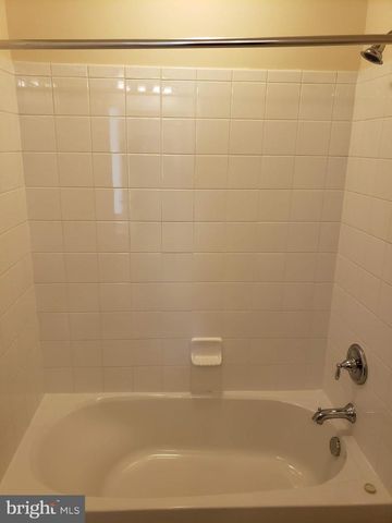 622 WYE OAK DR, Fruitland, MD 21826