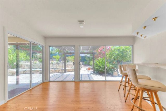 4808 El Sereno, La Crescenta, CA 91214