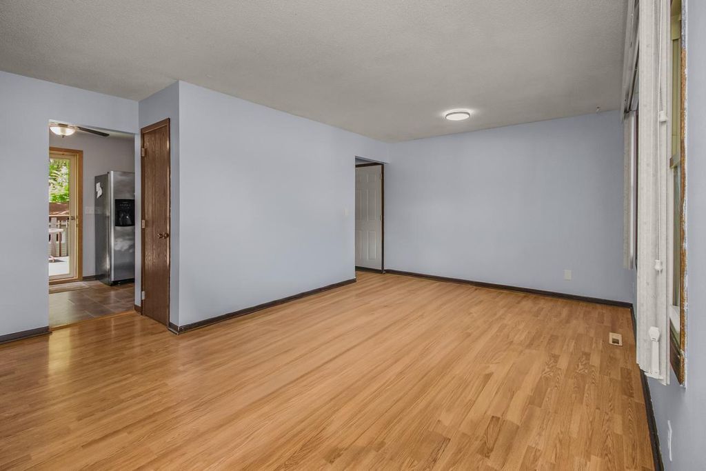 1557 Dale Street N, Saint Paul, MN 55117 — photo 3