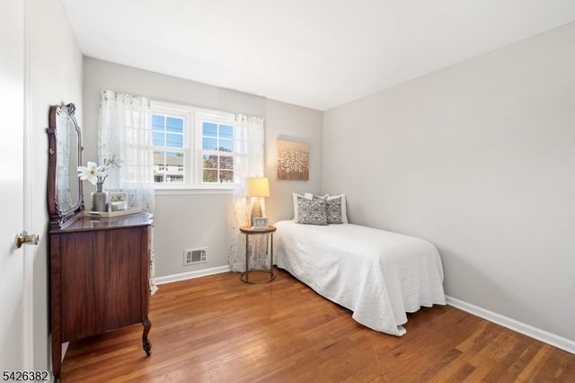 23 Strawberry Ln, Hillsborough Twp., NJ 08844