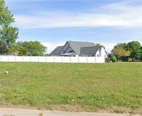 5481 Pinecrest Drive, Lockport Town, NY 14094