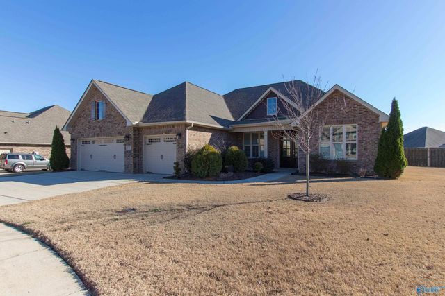 2121 South Meadows Drive, Huntsville, AL 35803