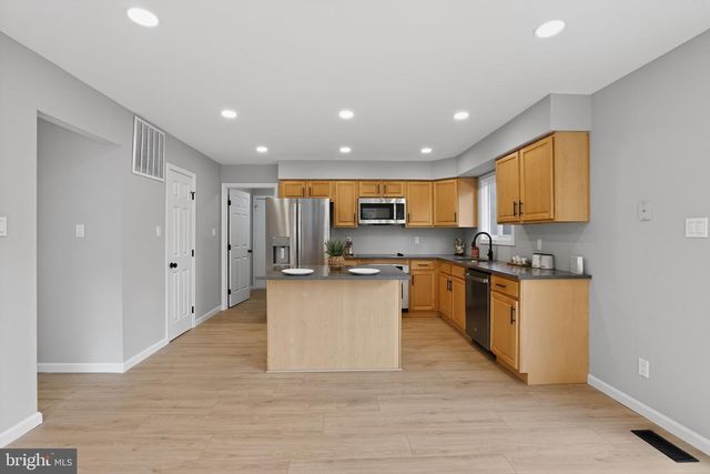 478 MONTALTO DR, Herndon, VA 20170