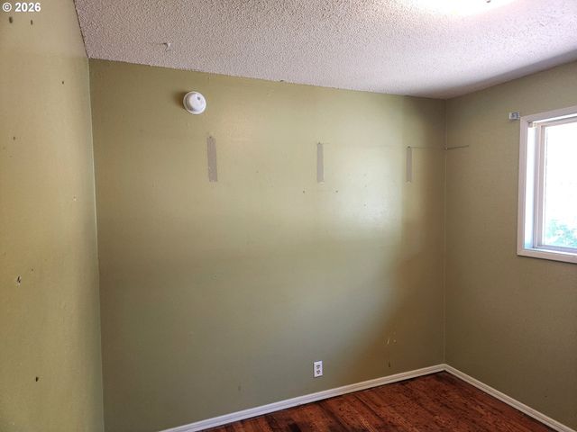 2155 BERWIN Ln, Eugene, OR 97404