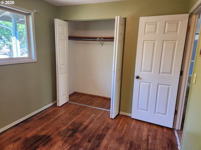 2155 BERWIN Ln, Eugene, OR 97404