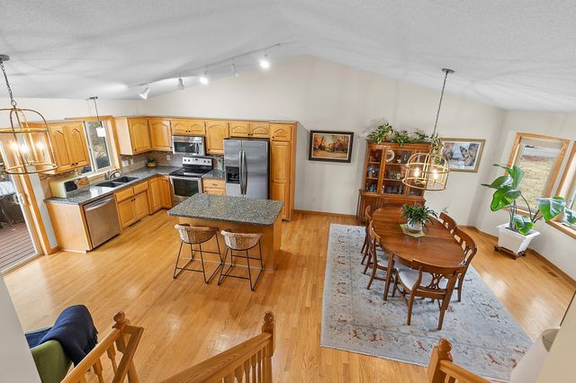 7930 230th Street Lane N, Forest Lake, MN 55025