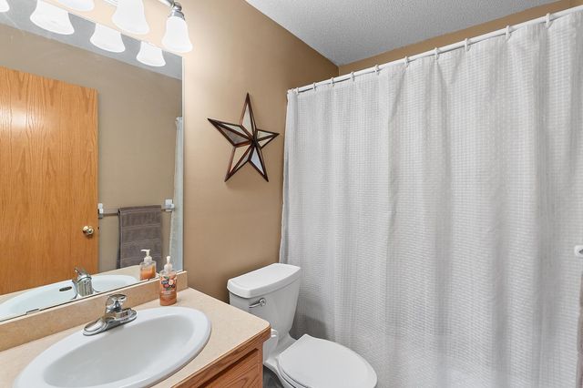 7930 230th Street Lane N, Forest Lake, MN 55025