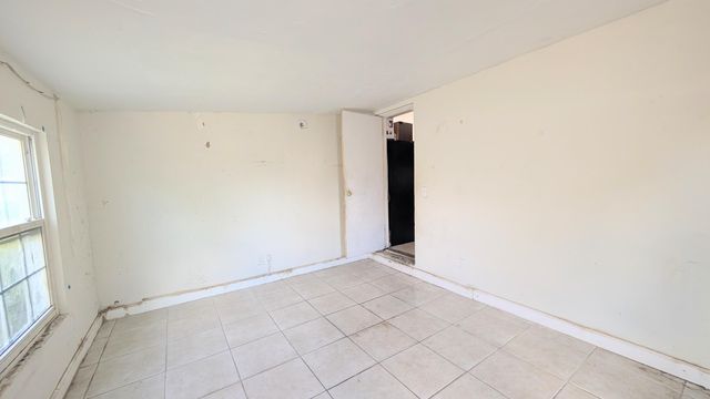 490 Tulip Tree Drive, Lake Worth, FL 33462