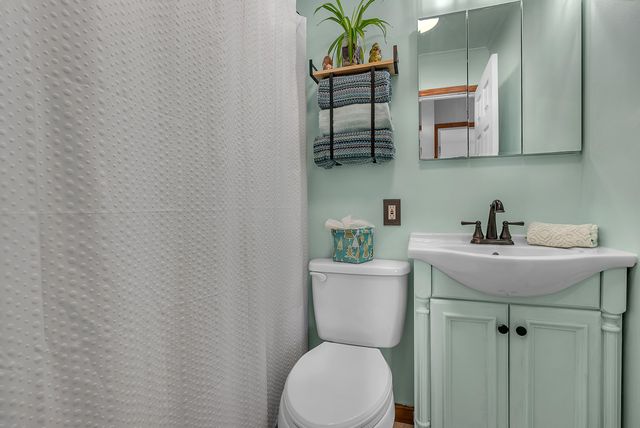 714 Juniper Road, Valparaiso, IN 46385