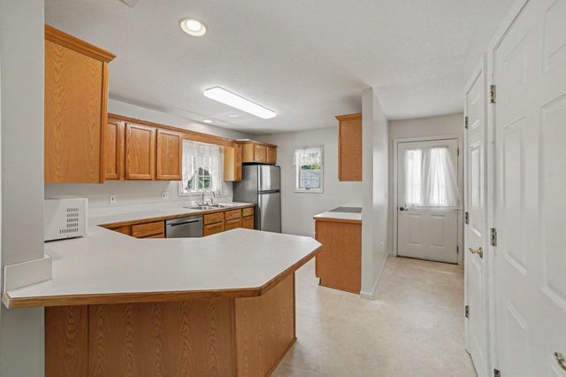 1527 E Gaylord Street, Pleasant, MI 48858