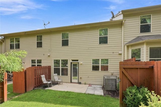 5058 Whiteoak Street SE, Smyrna, GA 30080