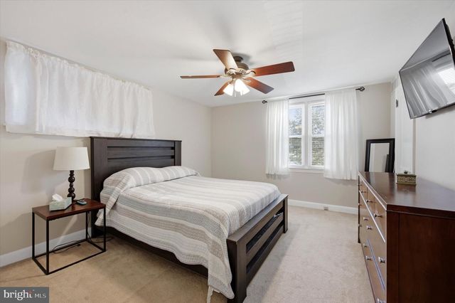 429 SEVEN OAKS DR, Clifton Heights, PA 19018