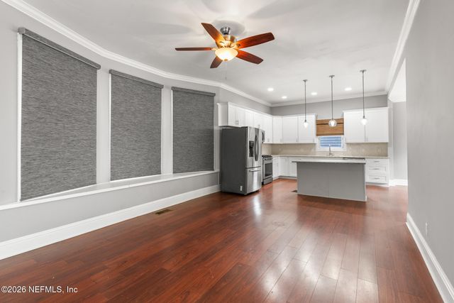 423 WALNUT Court, Jacksonville, FL 32206