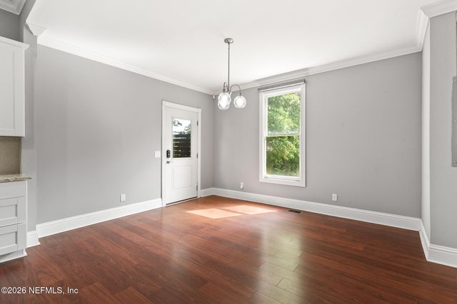 423 WALNUT Court, Jacksonville, FL 32206