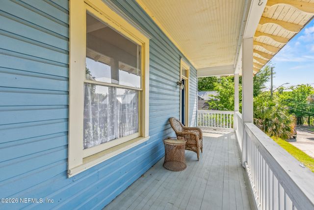 423 WALNUT Court, Jacksonville, FL 32206