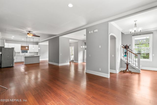 423 WALNUT Court, Jacksonville, FL 32206