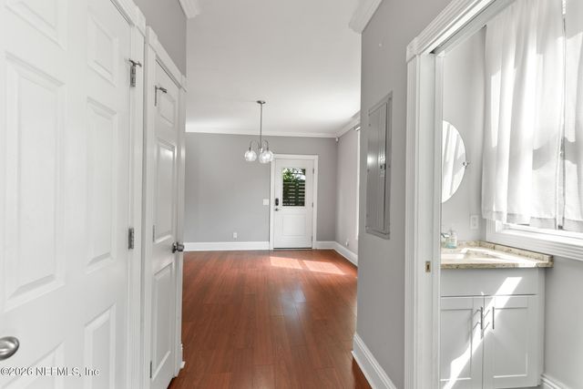 423 WALNUT Court, Jacksonville, FL 32206