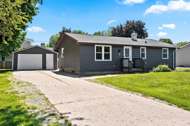 634 MEMORY AVENUE, Green Bay, WI 54301