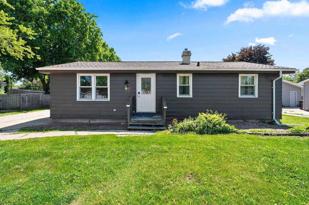 634 MEMORY AVENUE, Green Bay, WI 54301