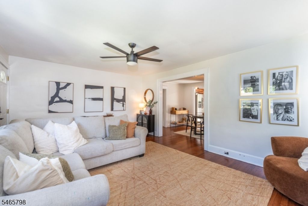 191 Horseneck Rd, Fairfield Twp., NJ 07004 — photo 4