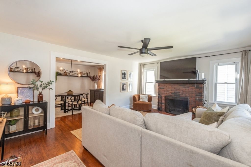 191 Horseneck Rd, Fairfield Twp., NJ 07004 — photo 5