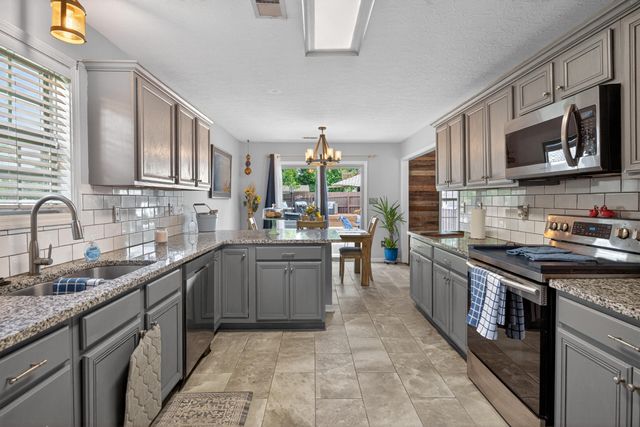 205 Singleton Way, Nicholasville, KY 40356