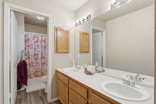 606 E Bridlewood Ct, Spokane, WA 99224